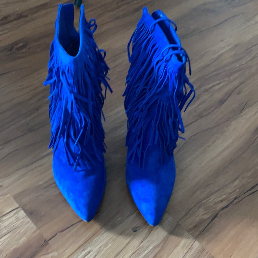 Steve Madden fringe booties